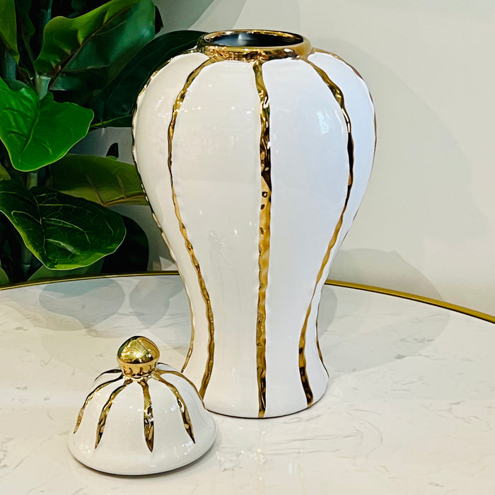 14" Ginger Jar in White and Gold | Ceramic Flower Vase with Lid – Medium Decorative Centrepiece for Living Room and Kitchen Décor (1 piece included)
