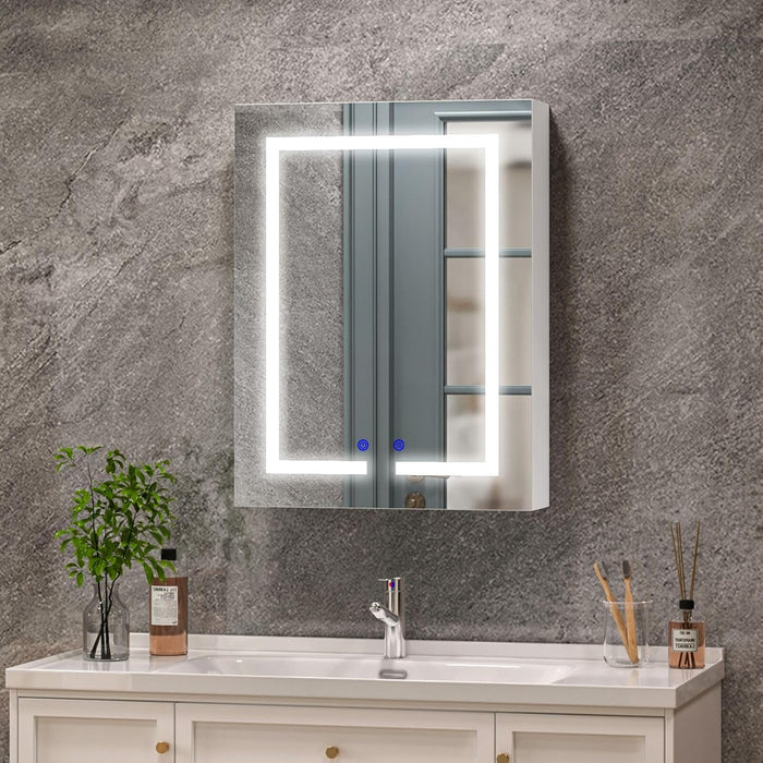 Badezimmer-Spiegelschrank mit LED-Beleuchtung