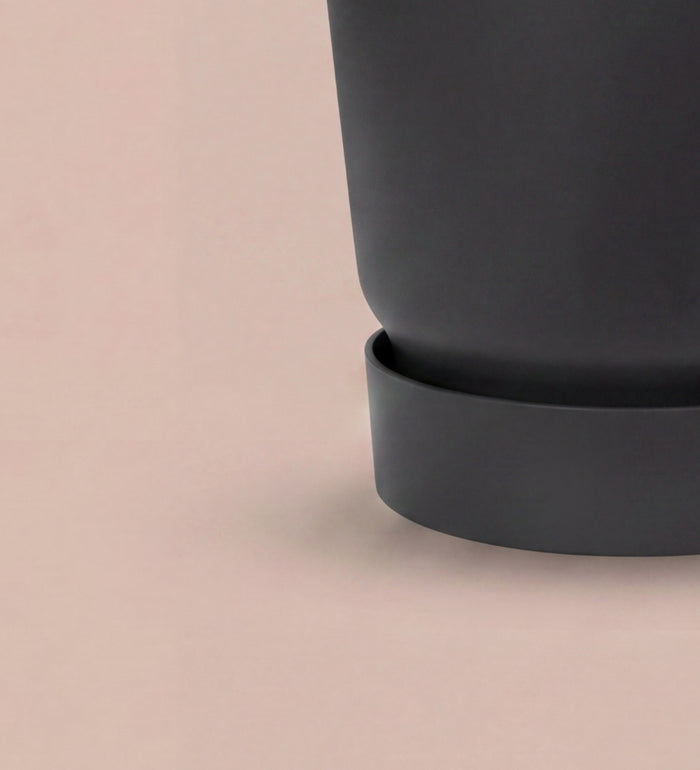 Black Elho Greenville Pot 20cm