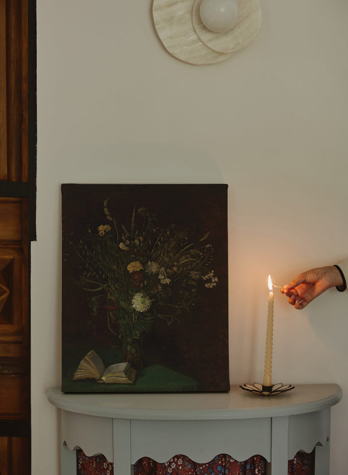 Blooms & Books, Canvas