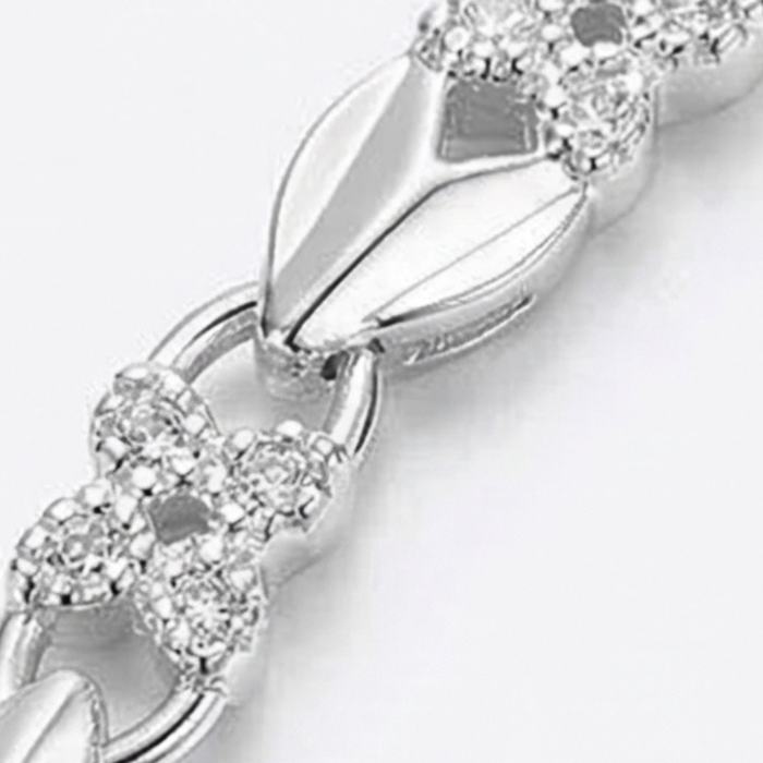 Clovara - Textured Silver Clover Chain Bracelet
