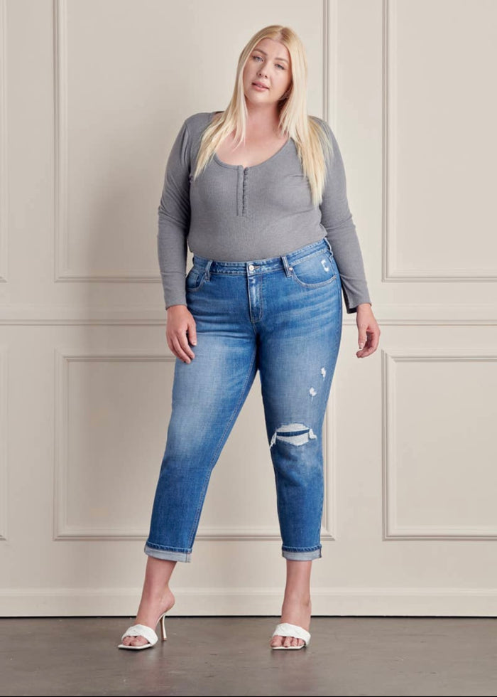 CURVE - Mid Rise Boyfriend Jeans