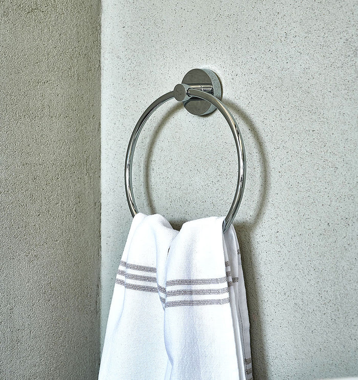 Home Collection Solid Brass Towel Ring in Polished Chrome