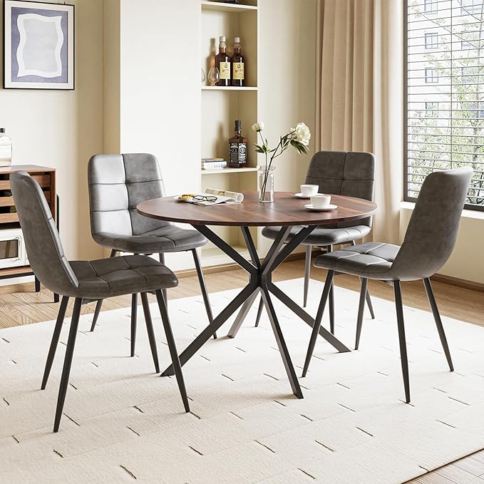 Wood Effect Table / Grey Pu Chairs / Set of 4