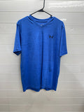 Men’s large UA tee