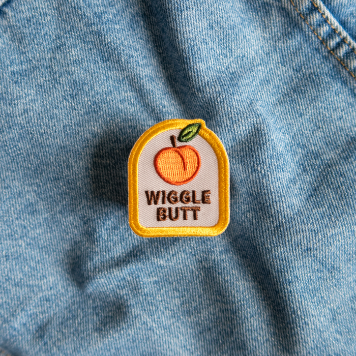 Wiggle Butt Badge