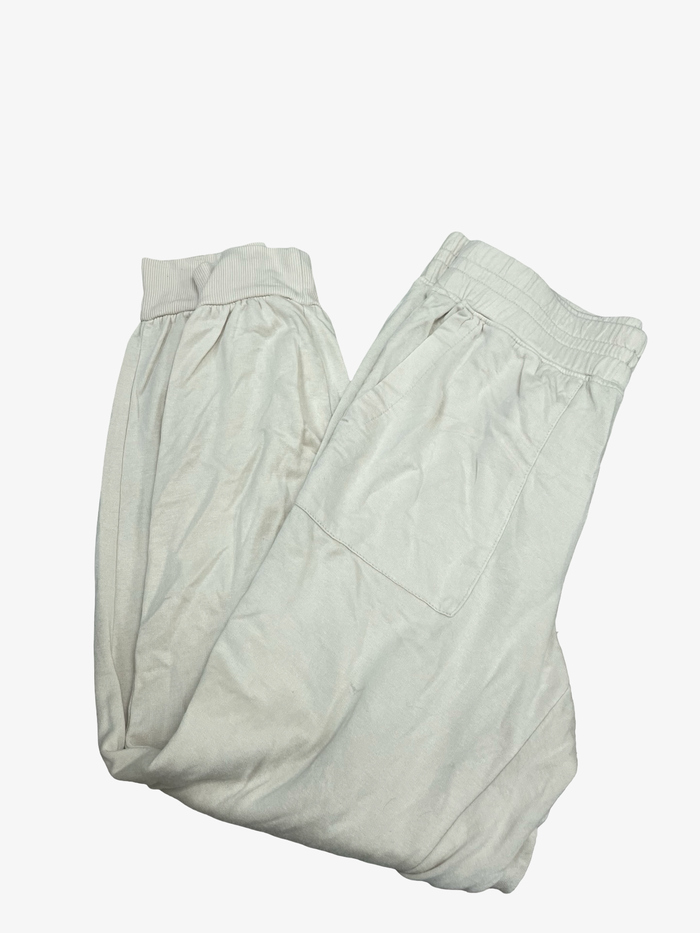 Women’s medium pants
