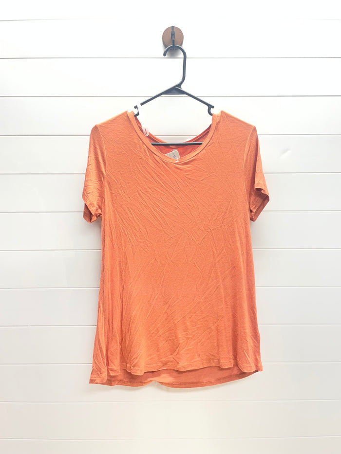 Women’s medium tee