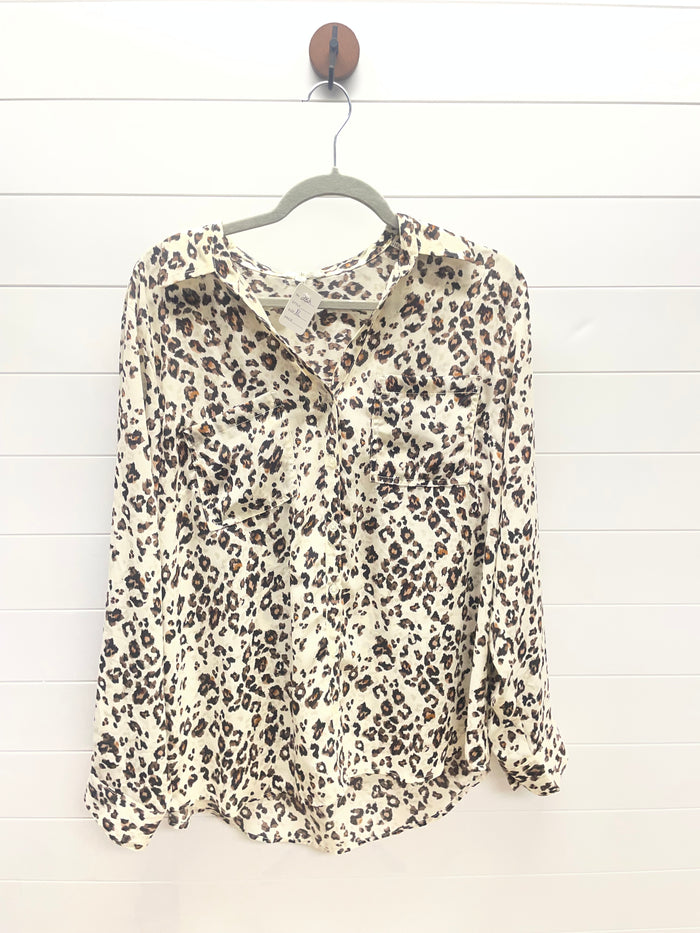 Women’s XL Button Up